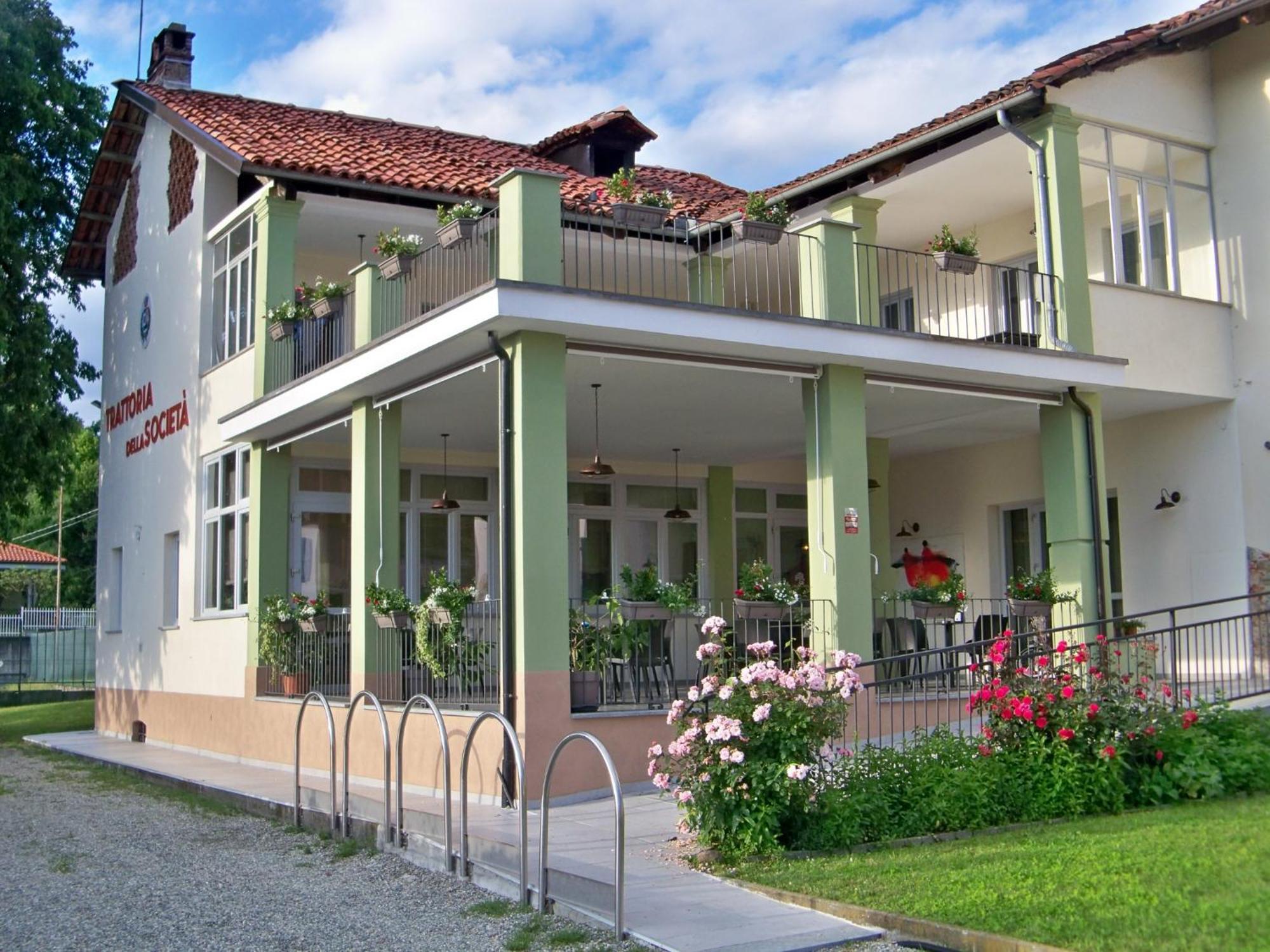 Locanda La Guienda Torre Canavese エクステリア 写真